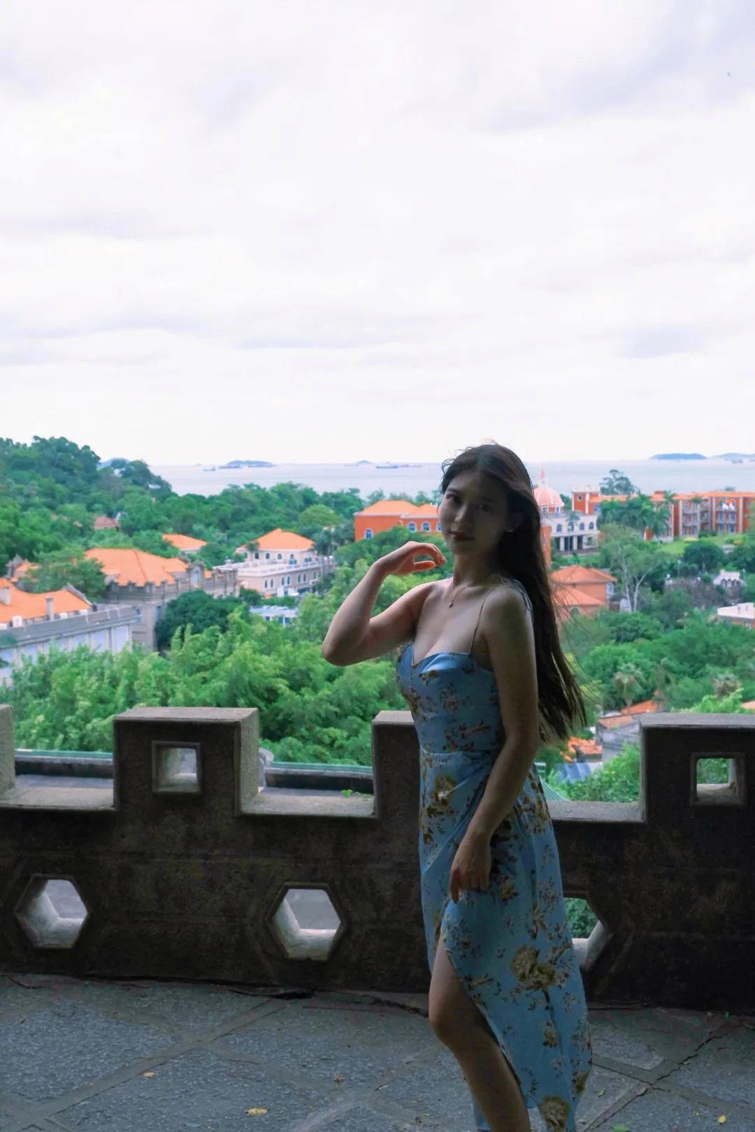 穿裙子拍照,都去这么拍,温柔漂亮,气质迷人又出片