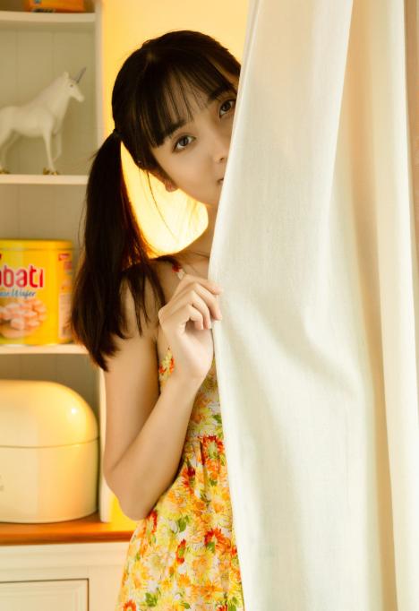 在家也能拍美照,学会这10个拍照姿势技巧,少女感满满