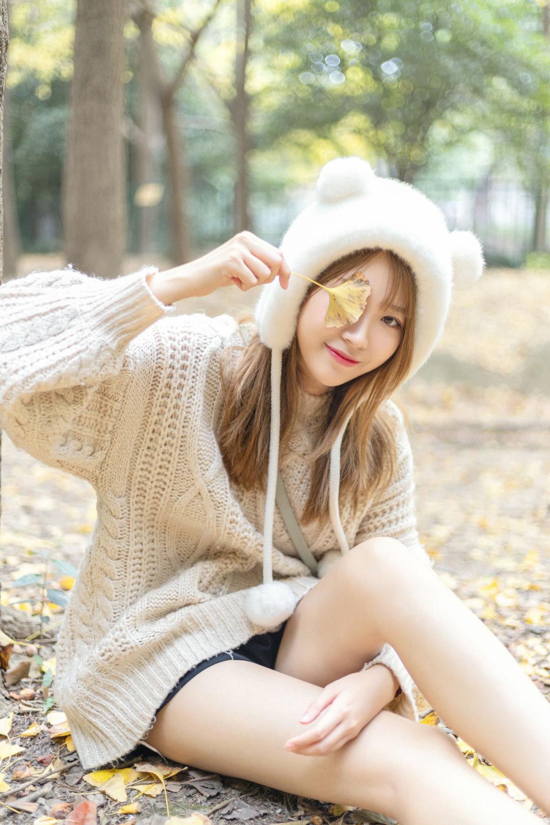 不比穿搭比姿势和技巧,让人像更显自然好看的7个拍法,值得一试