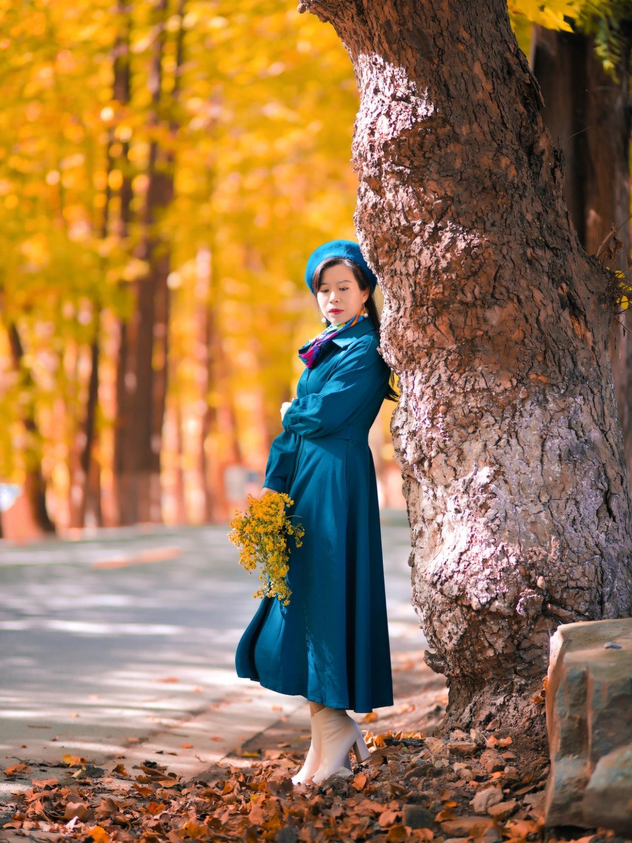 适合中年女士拍照的9个姿势,拍照不尴尬,简单又自然,值得试试