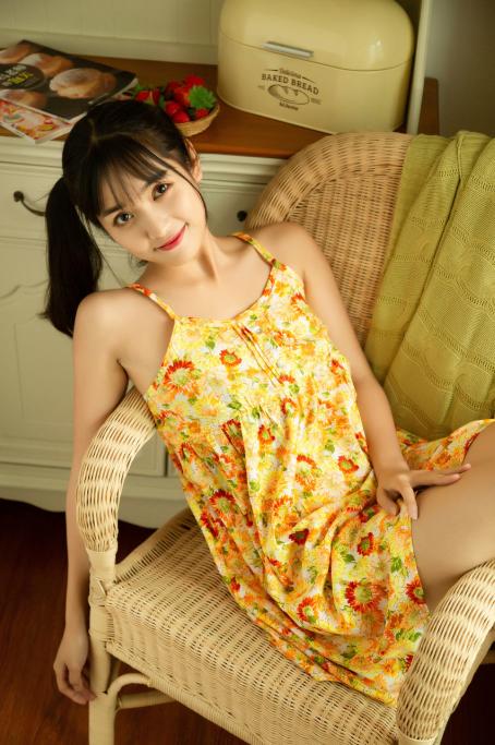 在家也能拍美照,学会这10个拍照姿势技巧,少女感满满