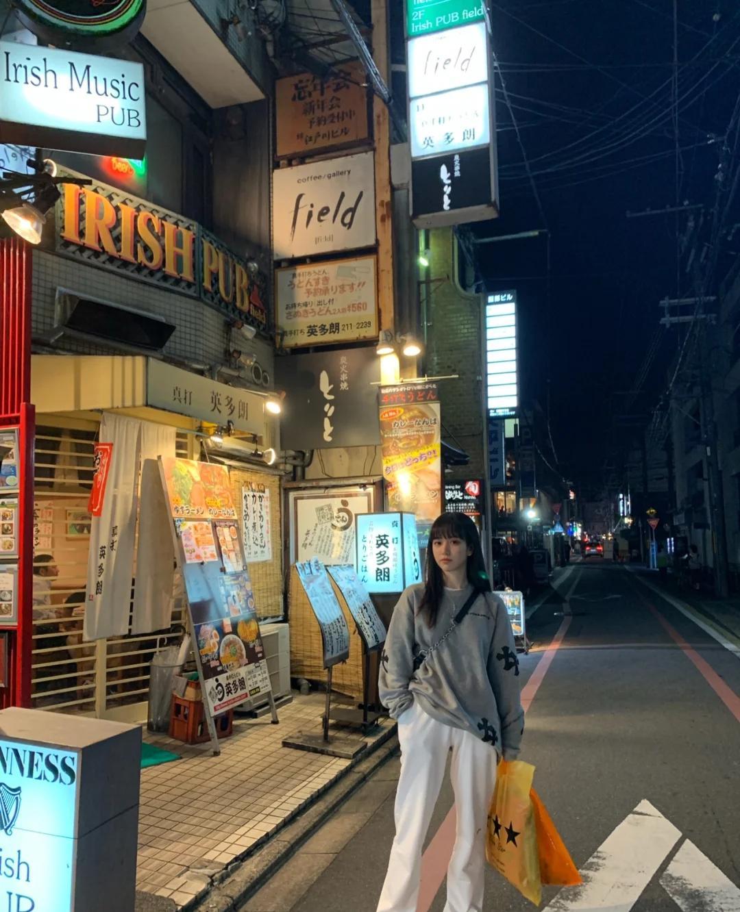 10个全身照的拍摄方法,适合年轻女生凹造型,拍出自然感