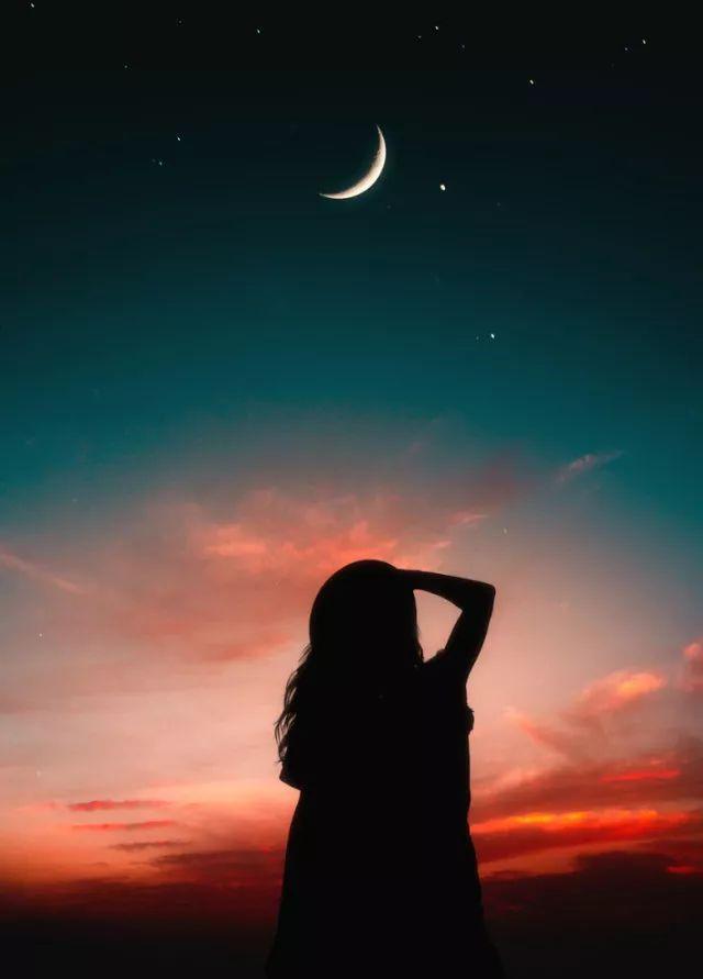 拍照手不知如何放,以下10种摆法,爱拍美照的小姐姐可以参考