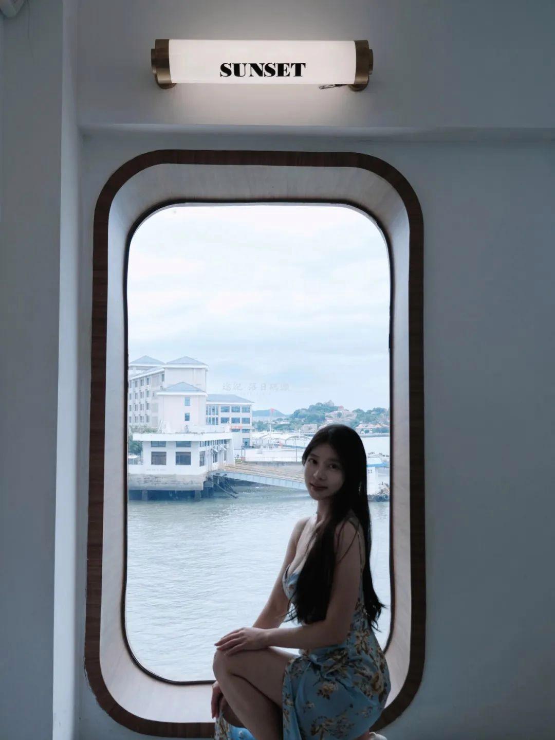 穿裙子拍照,都去这么拍,温柔漂亮,气质迷人又出片