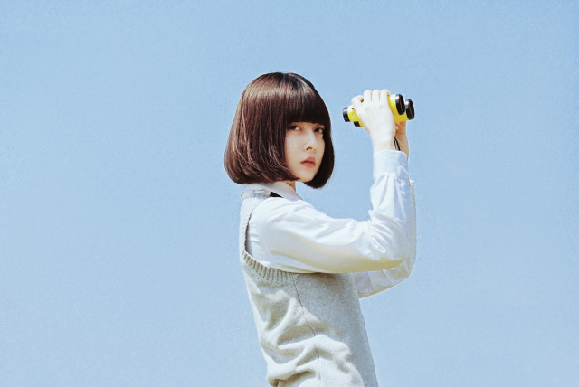 夏天旅行拍照:利用好拍照姿势、道具,拍出夏日好看少女照