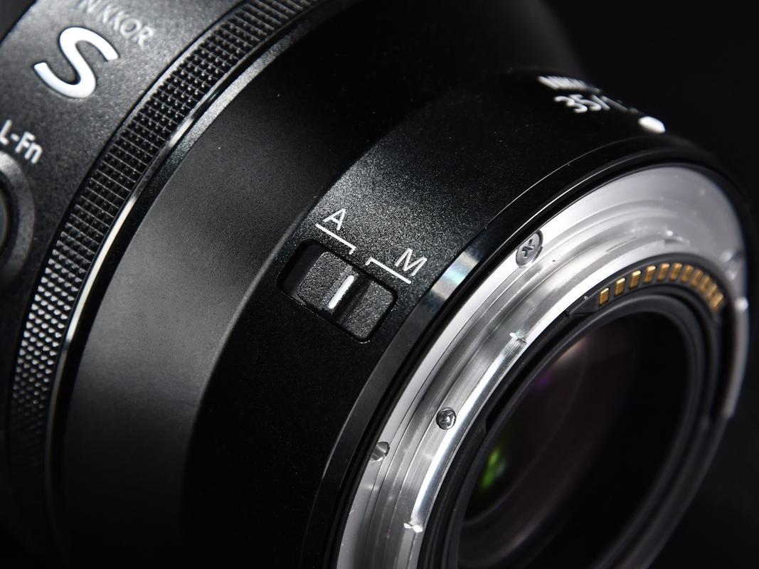 35mm 镜头:初学者的 “难驾驭” 还是 “潜力股”?