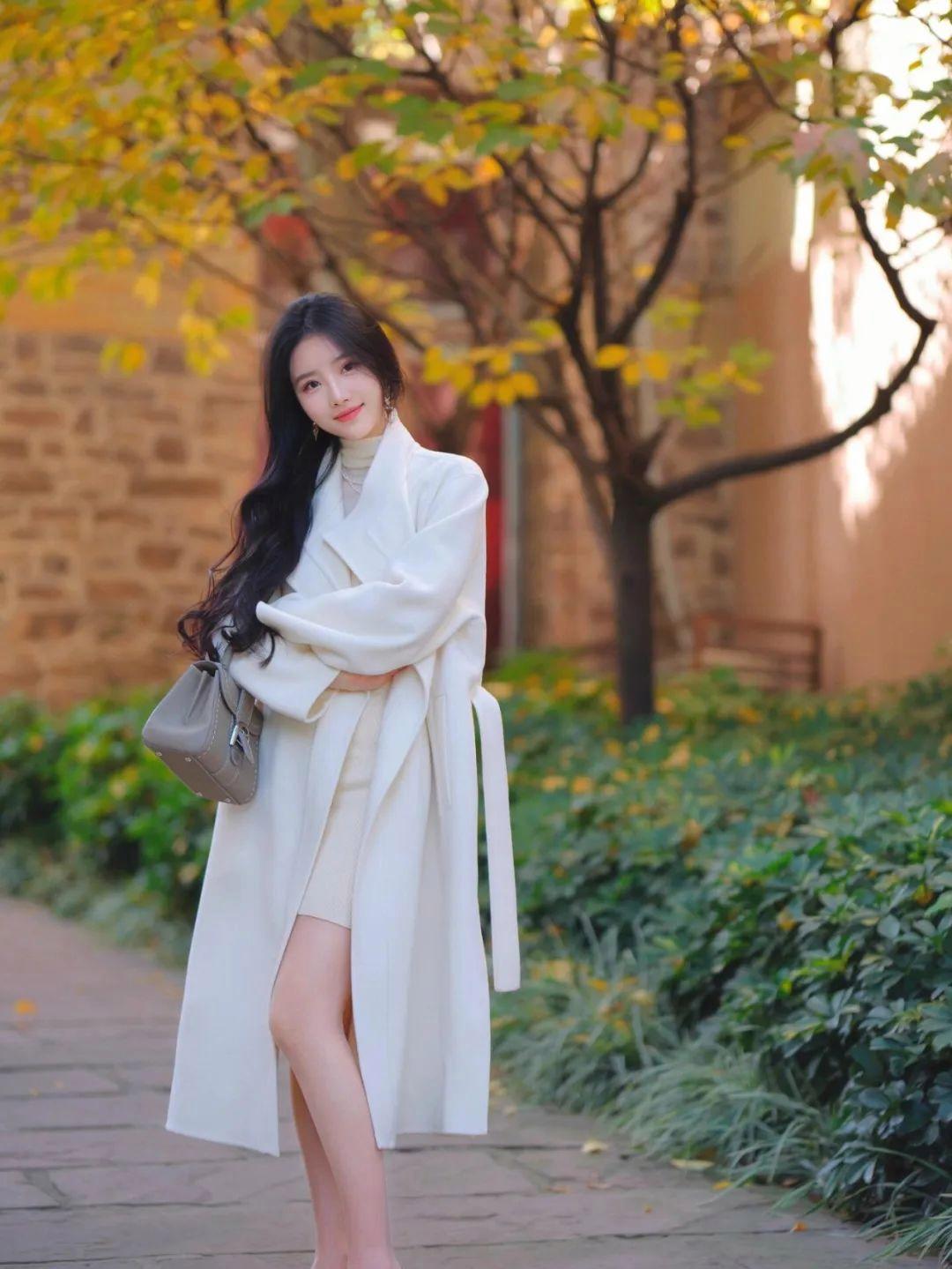 大衣拍照,10个动作学起来,拍照优雅漂亮,温柔大方有气质