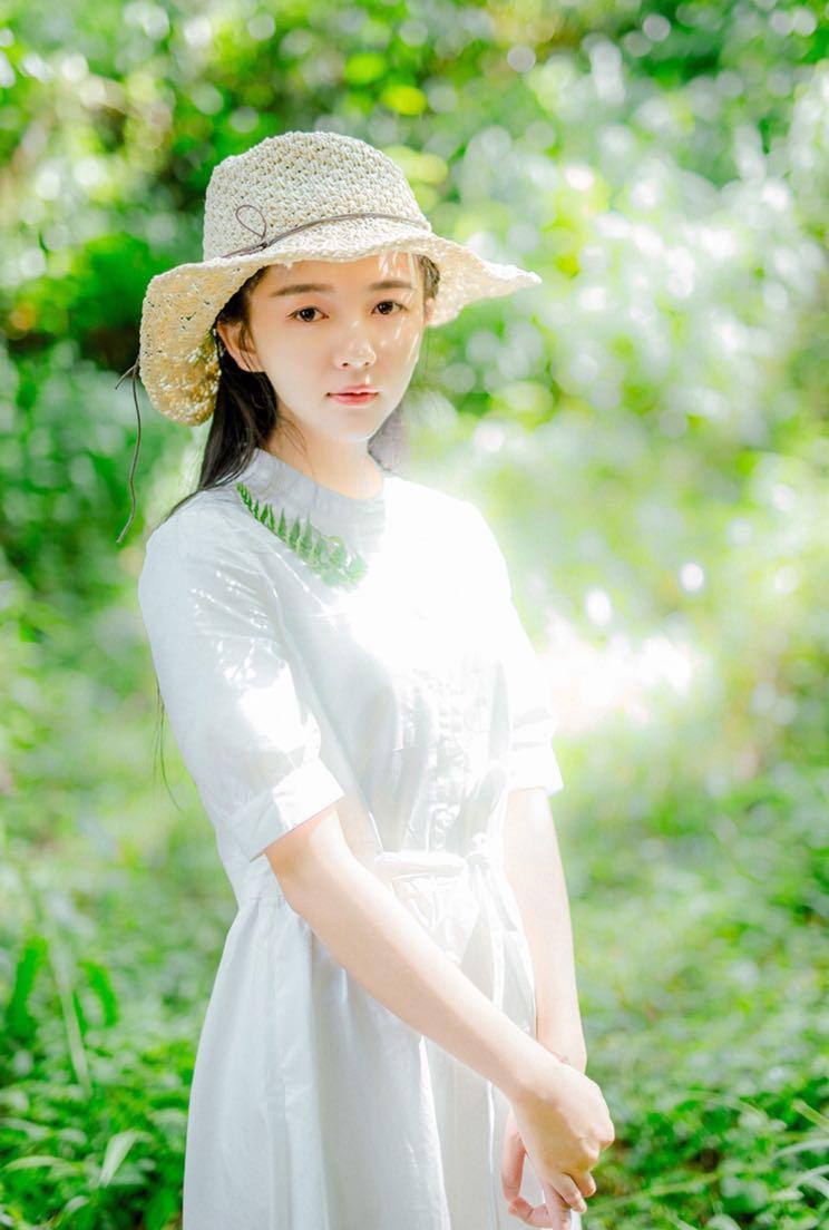 夏季人像摄影全攻略,4个简单易学的技巧,拍照清新又好看