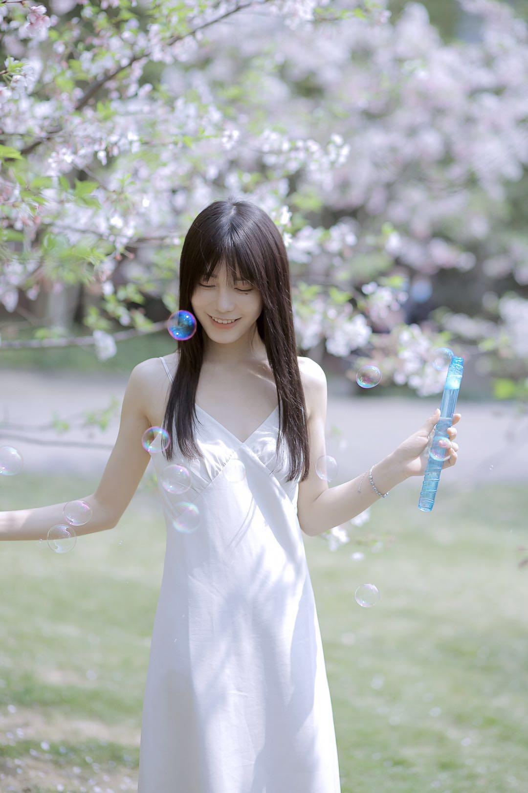 旅行拍摄单人照,可以参照以下拍照姿势技巧,既有美感又很日系风