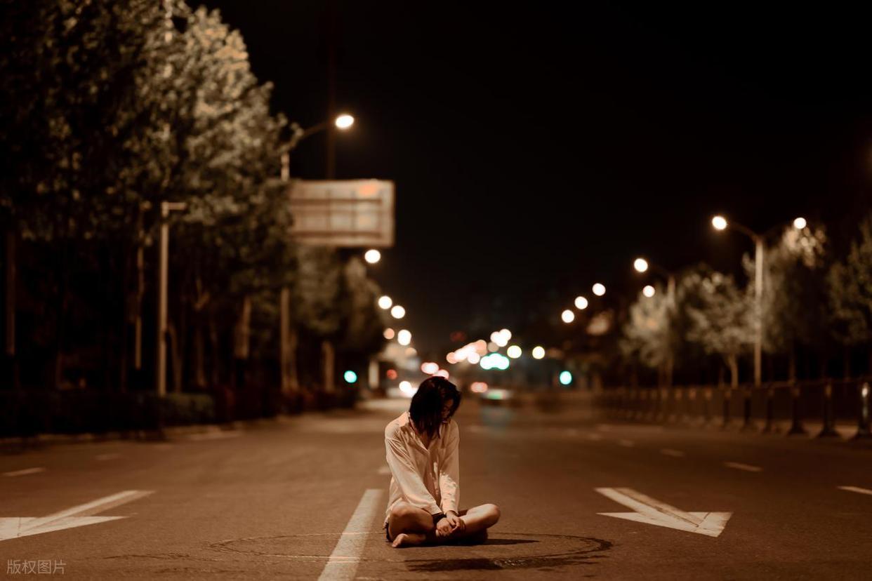 人像摄影全攻略:从构图到光影的 6 大核心要领