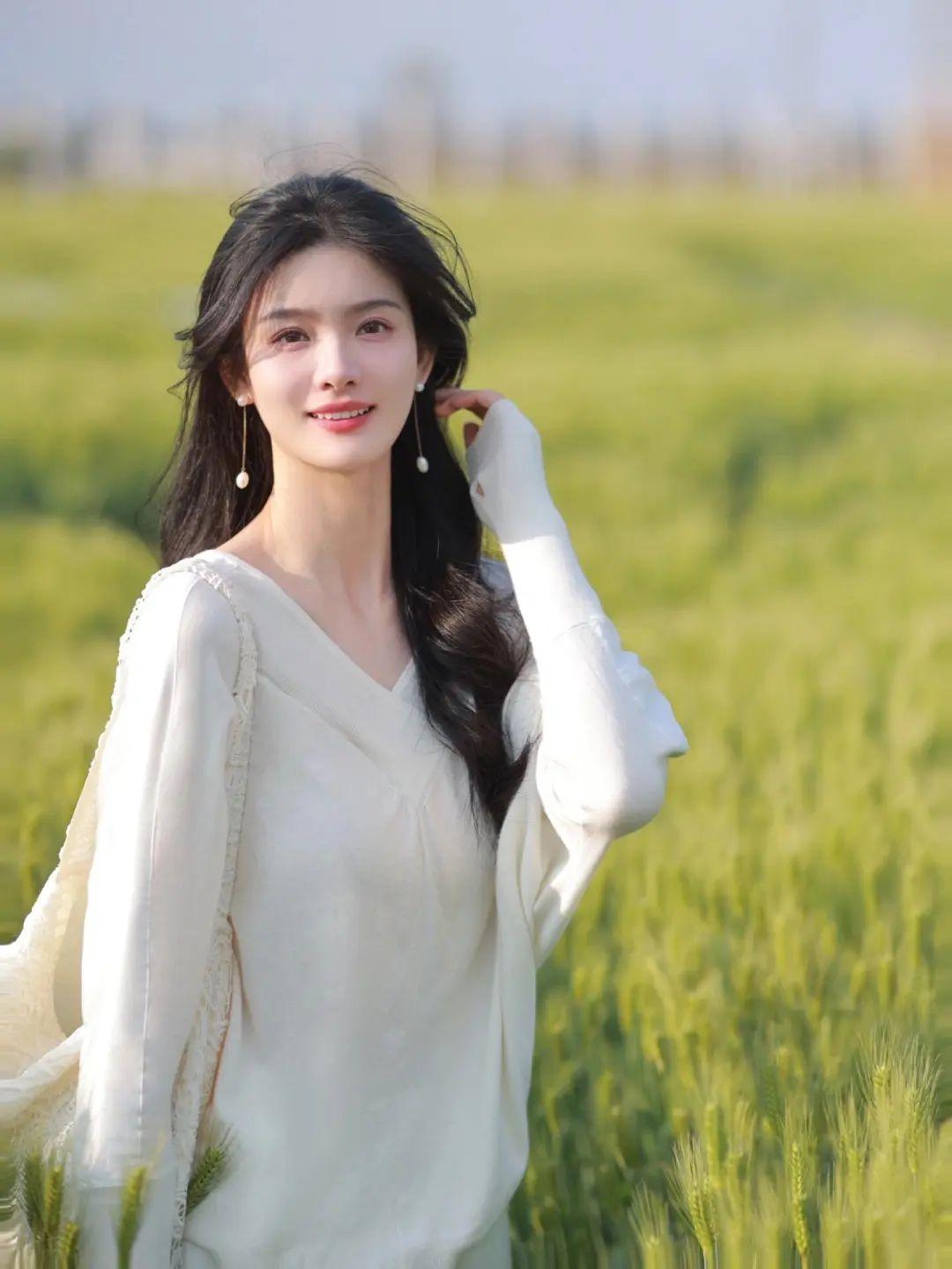 麦田拍照,9个动作轻松学,拍照温柔气质、大方漂亮