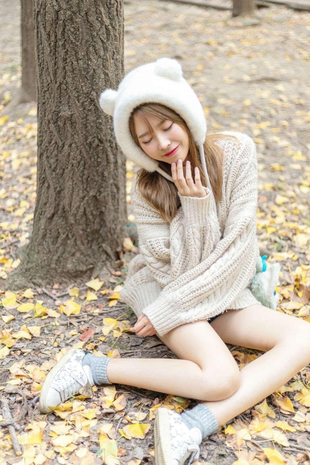 不比穿搭比姿势和技巧,让人像更显自然好看的7个拍法,值得一试