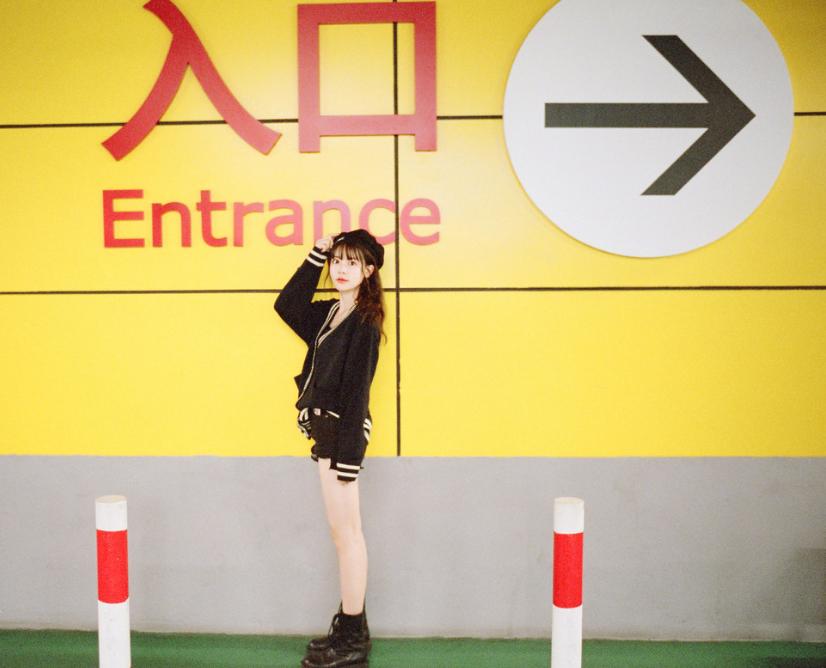 拒绝尬拍,8个简单易学的拍照姿势,拍照好看的女生都在用