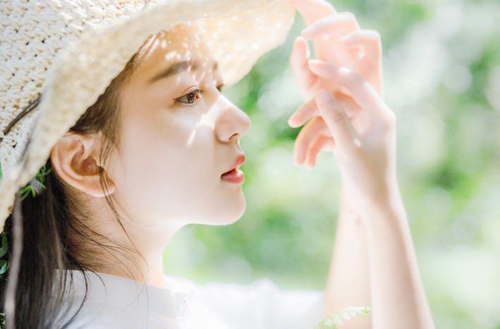 夏季人像摄影全攻略,4个简单易学的技巧,拍照清新又好看