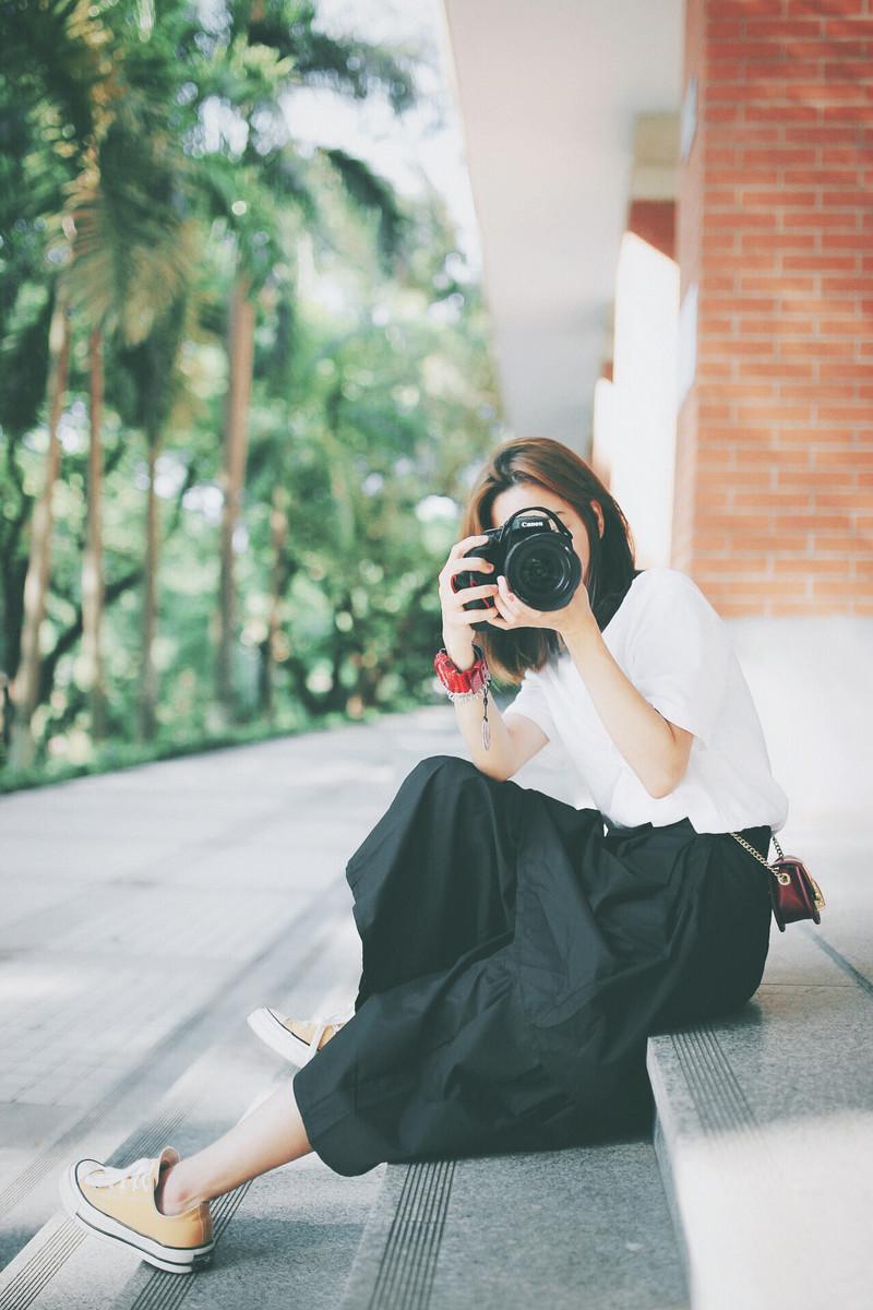 外出旅游10个拍照姿势,学会这样拍,既有美感又能很上镜