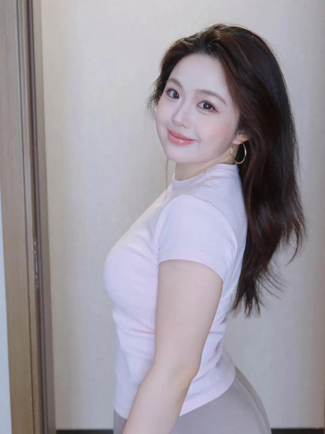 肉肉女生拍照,9个动作,修身好看显身材,大大方方超漂亮