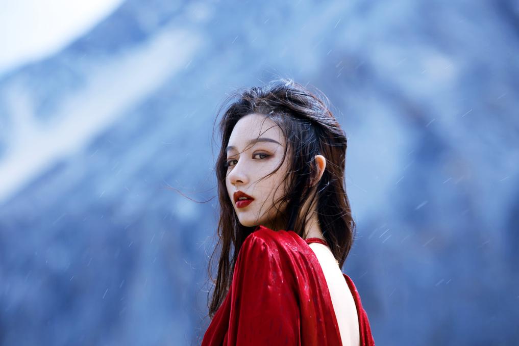 旅行拍照姿势大全,学好这13个拍照姿势技巧,面对镜头不再尴尬