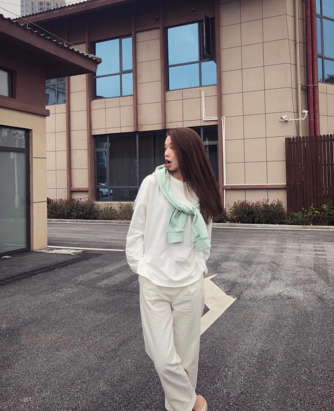 10个全身照的拍摄方法,适合年轻女生凹造型,拍出自然感