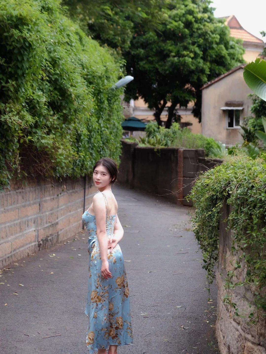 穿裙子拍照,都去这么拍,温柔漂亮,气质迷人又出片