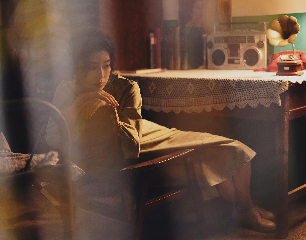 女生在家也能拍美照,值得一试的“小私房”,文艺中透露出情绪感