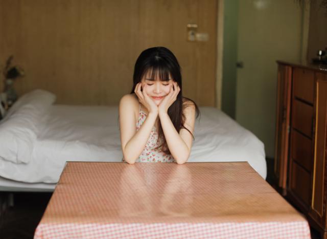 半身照的14个拍照技巧,照着攻略做起来,自然又好看