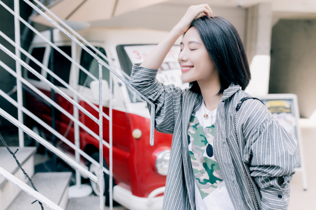 女生拍照好看系列,掌握7个拍照小技巧,拍照美美哒