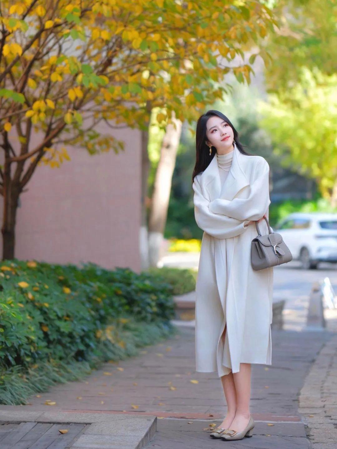 大衣拍照,10个动作学起来,拍照优雅漂亮,温柔大方有气质